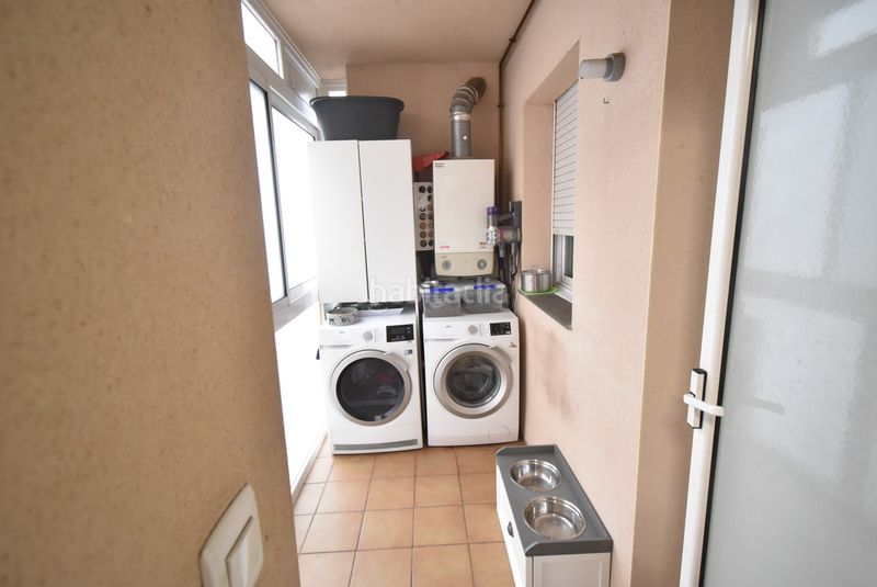 Foto 01c17ab4-e972-4b51-99a9-91eebe780a94. Piso en Centre Salt