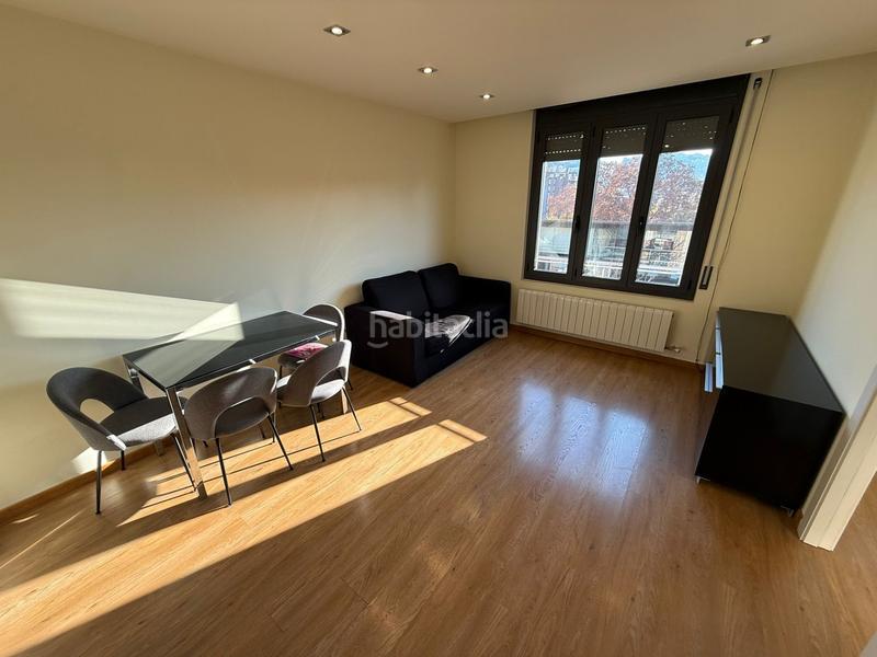 Foto cb831d52-4444-416a-a0f8-b8be6ba68781. Alquiler estudio en Centre-Barri Vell Girona