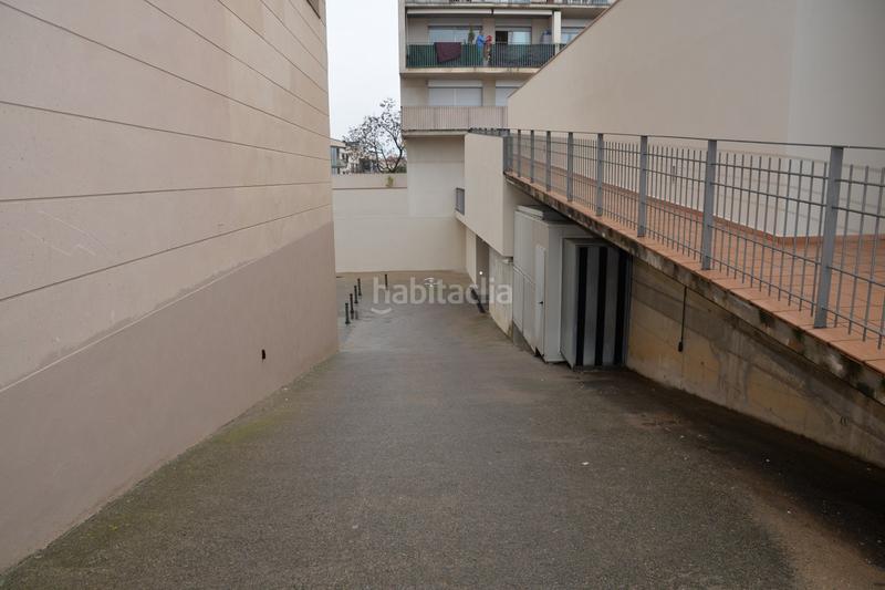 Foto 518a6fb8-bc5d-4bf3-b013-4ae81ff5f662. Alquiler parking coche en Eixample Sud-Migdia Girona