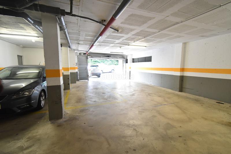 Foto 40ee405b-a41f-4e78-976e-cc82c82276db. Parking coche en Taialà - Germans Sabat Girona