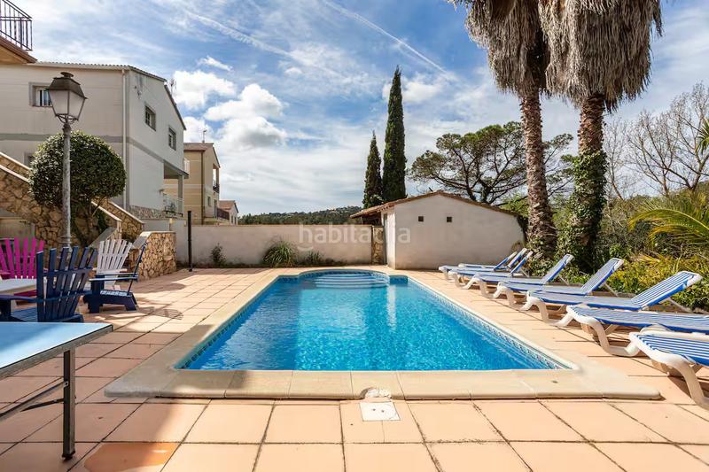 Foto 49bf8f91-7502-4dd8-953e-e7e5286b85ec. House with heating parking pool in Aiguaviva Parc Vidreres