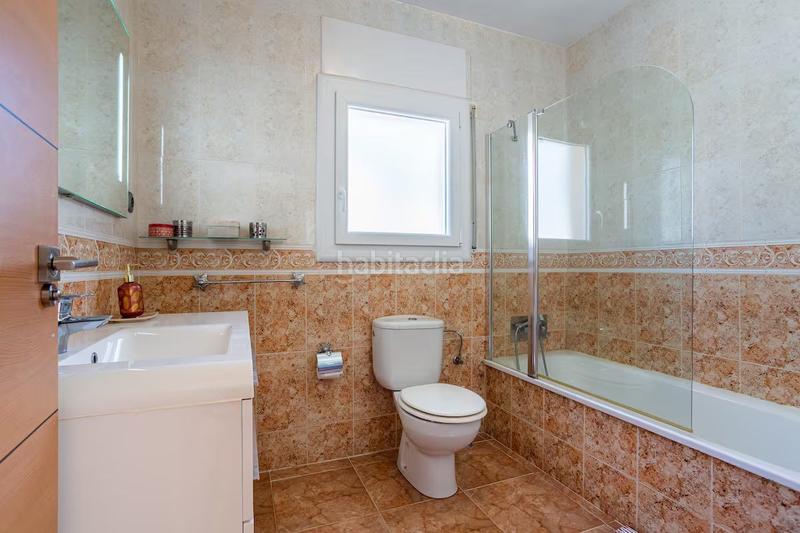 Foto b663af48-e164-4e8d-a7f0-c1ad36cd2a24. House with heating parking pool in Aiguaviva Parc Vidreres