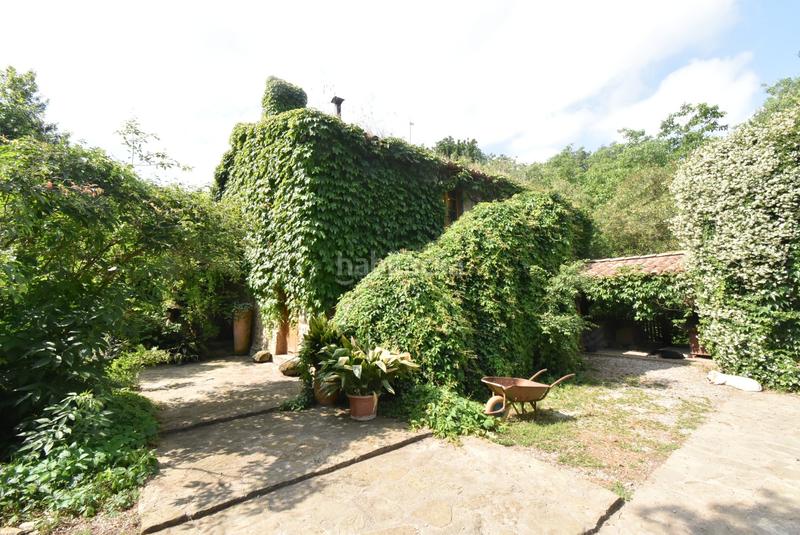 Foto a56458ac-494f-4bdc-bfe7-db12a082eff2. Casa con riscaldamento parcheggio piscina in Mieres