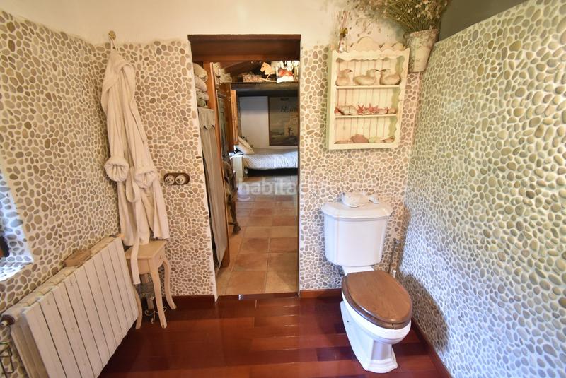 Foto b3d7c2b5-9d40-4549-bc89-2579ac1436e5. Casa con riscaldamento parcheggio piscina in Mieres