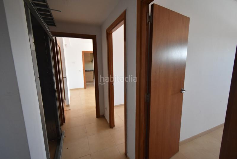 Foto 756ec23d-f5f2-49f9-858b-d3cba9f208e2. Flat with heating parking in Barri dels Escriptors Salt