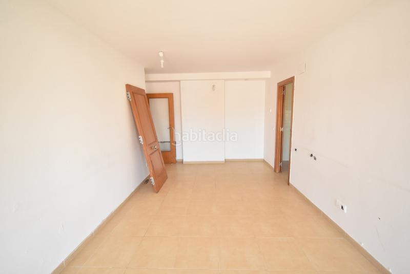 Foto f40076ee-ce6d-48bb-8292-58e80062b8f8. Piso en Barri dels Escriptors Salt