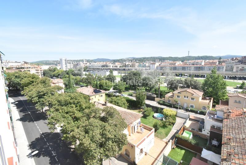 Foto f22a7f93-f436-4b71-be1a-1aaa5637ec01. Etagenwohnung mit heizung parking in Sant Narcis Girona