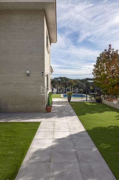 Foto 19f95d1a-914a-4e07-9434-3e5d684337f1. Maison avec chauffage parking piscine dans Palau Girona