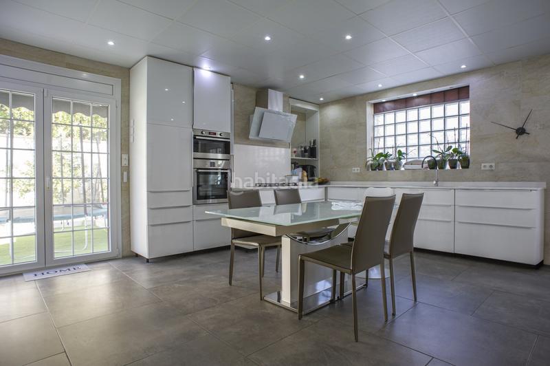 Foto 631c02ed-f17d-4e3a-a82a-f1af43044aae. Maison avec chauffage parking piscine dans Palau Girona