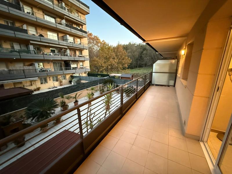 Foto df9424fa-a774-4ed8-a7d1-def7bed54310. Lloguer pis amb calefacció a Palau Girona