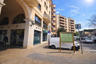 Affitto Locale commerciale  Francesc calvet i rubalcaba