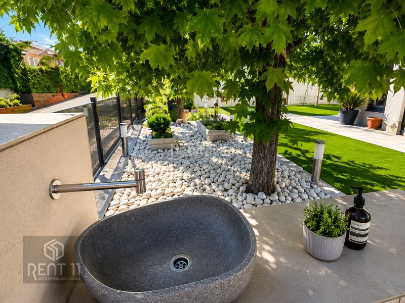 Foto 7a14739b-304a-4865-ac01-69402568a93b. Casa amb calefacció aparcament piscina a Palau Girona