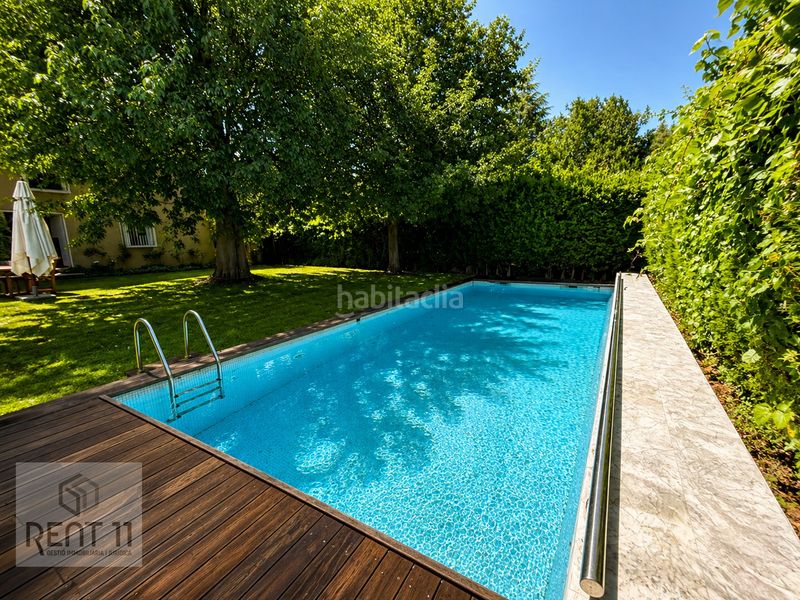 Foto ee789df3-4bd9-46b1-b5d1-06fa372e6029. Casa amb calefacció aparcament piscina a Palau Girona