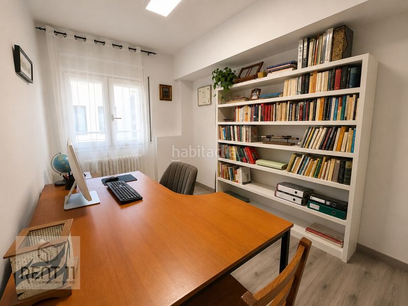 Foto 7b0ace61-fdf9-43b9-895b-c935fe4cf772. Flat with heating in Eixample Nord Girona