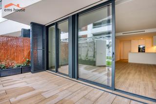 Ground floor in Paseo Passeig Josep Mundet