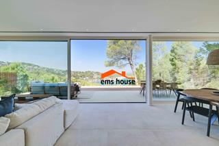 Casa a Sa Riera-Sa Fontansa. Exclusiva villa de lujo con vistas panorámicas al mar en la cost