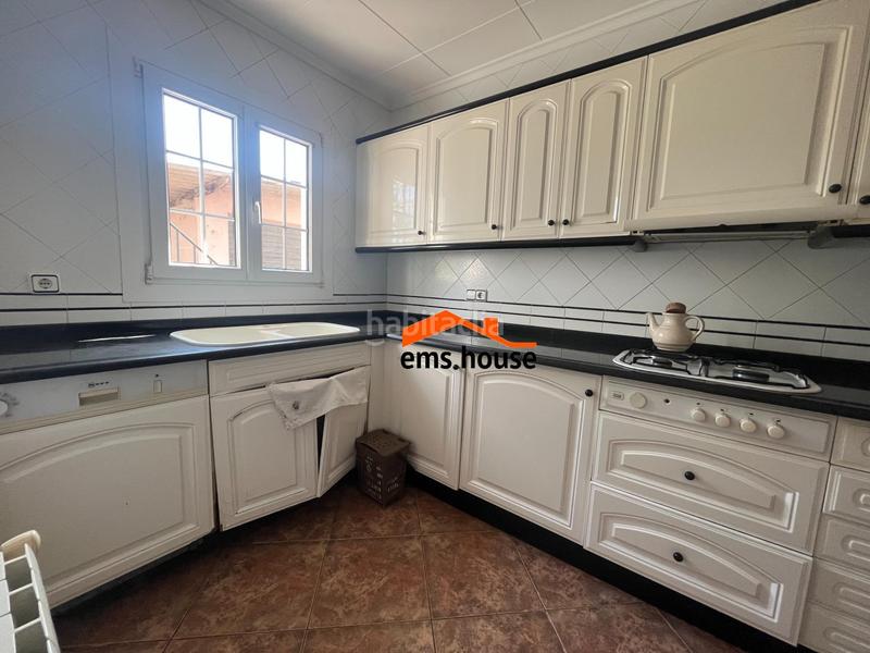 Foto d27e68c9-d26e-43f8-bd8f-0e2e21dbe163. Casa amb aparcament a Mont-ras