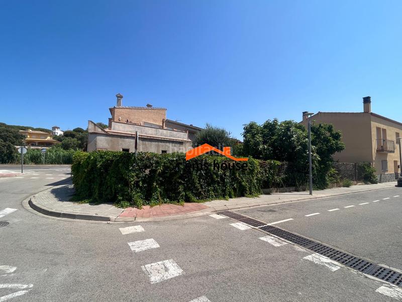 Foto 2a346544-ea12-41dc-9ffa-447bafe49862. Terreny residencial a Mont-ras