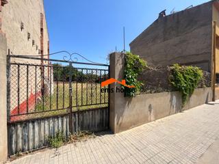 Terreny residencial a Mont-ras. Parcela edificable en montras
