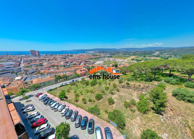 Foto 522f5c85-fad7-49e3-8d10-11d8d152f020. Apartament amb aparcament piscina a Sant Joan - Vilarromà Palamós