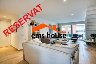 Apartamento  Avenida avinguda de la unió, 3. Espectacular ático  dúplex de reciente construcción, con 3 terra