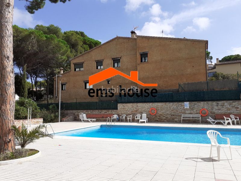 Foto 8eee2356-cab0-40e0-b6ce-2f2c7312b080. Apartament amb piscina a Pals