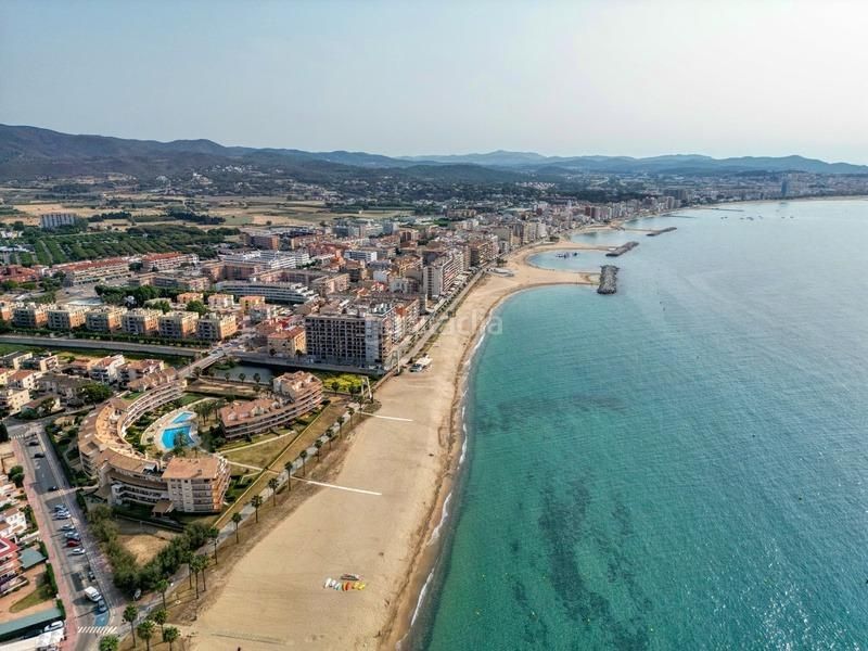 Foto ded191d2-6123-48e7-9866-9dd90c0ac721. Àtic amb piscina a Sant Antoni Sant Antoni de Calonge