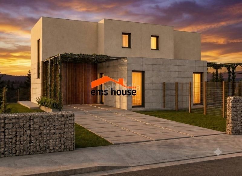 Foto 4820db91-4bdd-42b2-9e4e-e95d5f332adc. Casa amb aparcament a Cabanyes-Mas Ambrós-Mas Pallí Calonge
