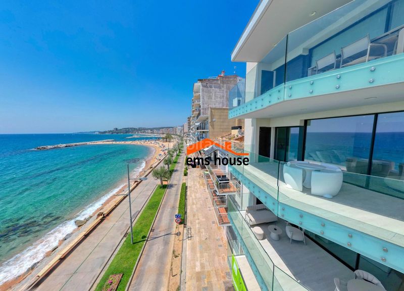 Foto ff1d7995-cb18-42f8-a4c1-699733d250aa. Promoció ESTRIBORD a Sant Antoni de Calonge. Habitatges d´obra nova