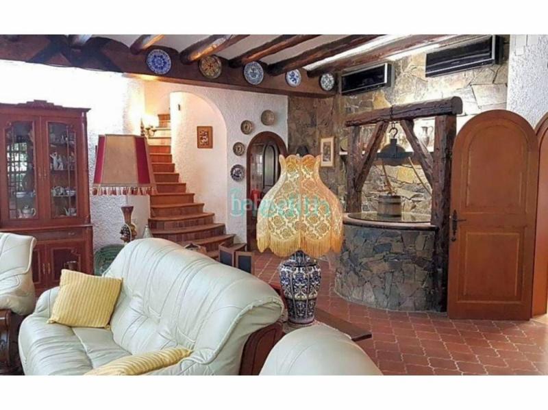 Foto 20d91f2a-99f7-4357-be35-5d9efac0a825. Haus mit heizung parking pool in Valls