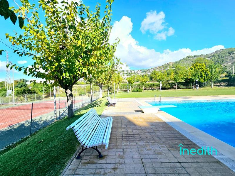 Foto 644f4e02-76b4-4229-8805-57223251c5c1. Pis amb calefacció aparcament piscina a Aiguadolç - Sant Sebastià Sitges
