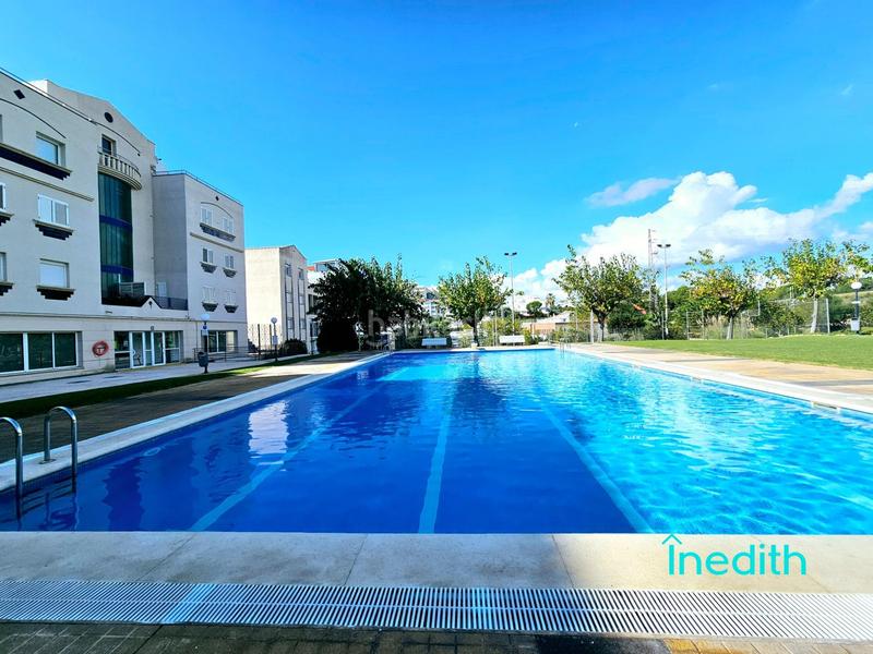 Foto 8cf87532-58b4-4807-a89d-992df035b97d. Pis amb calefacció aparcament piscina a Aiguadolç - Sant Sebastià Sitges
