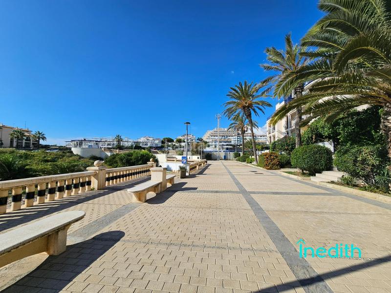 Foto c740a22a-0e53-4912-87e3-555918b747ba. Pis amb calefacció aparcament piscina a Aiguadolç - Sant Sebastià Sitges