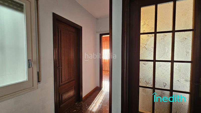 Foto b99ff9b0-1223-4c80-b708-6a9387e86b18. Flat with heating parking in Centre Castelldefels