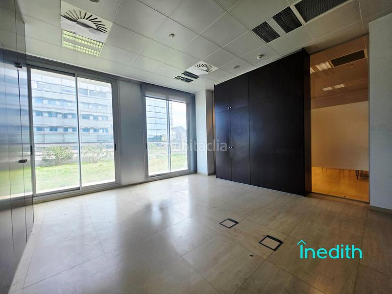Foto 5d8cdc49-fb42-4325-aea7-a0928fb4c633. Location bureau avec chauffage dans Sant Cosme-La Granja Prat de Llobregat (El)
