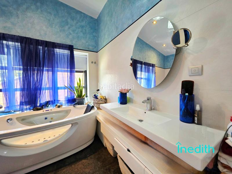 Foto 45e16b8b-8a28-4d0f-88f7-4fbc08554206. Casa con riscaldamento parcheggio in Montmar Castelldefels