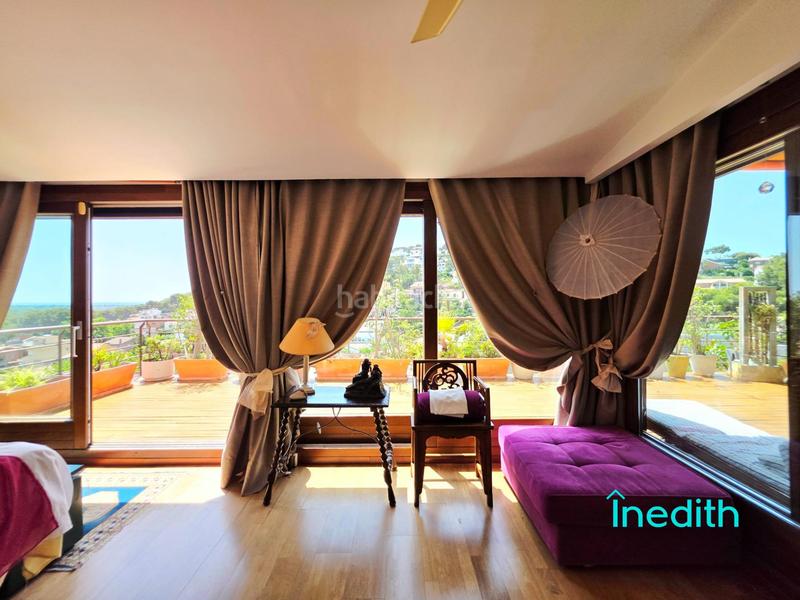 Foto a4bfab40-8c18-444c-8376-745f1b47149e. Casa con riscaldamento parcheggio in Montmar Castelldefels