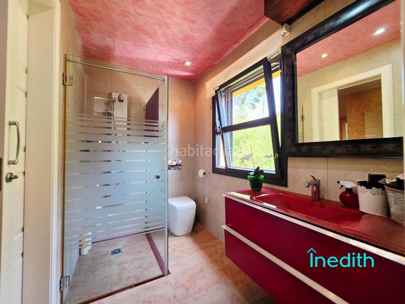 Foto c5953151-ef7f-446b-8f03-003125cac180. Casa con riscaldamento parcheggio in Montmar Castelldefels