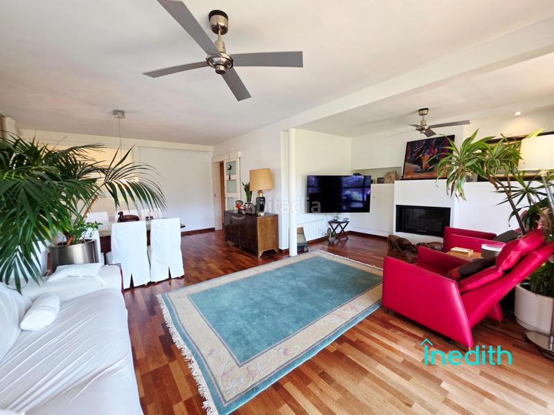 Foto d26f886b-3c3b-4b7b-bd0c-035f73d3e747. Casa con riscaldamento parcheggio in Montmar Castelldefels