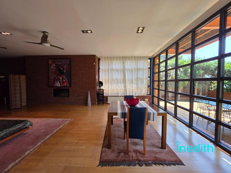 Foto fe032ee3-d75f-4e8c-8eff-6f44d7131c7e. Casa con riscaldamento parcheggio in Montmar Castelldefels