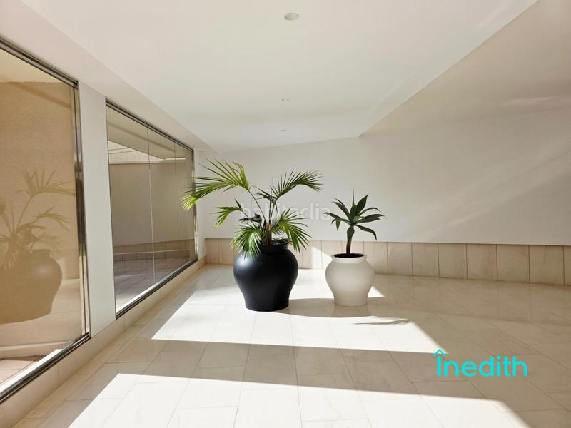 Foto 02276d3b-8a15-41ae-a622-7634b828469b. Piso impresionante piso playa mirando al mar, primera linea con acabados alta calidad, finca señorial. en Calafell