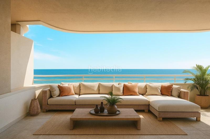 Foto 3243bf52-51d4-45b6-8e15-de6f01d79d66. Piso impresionante piso playa mirando al mar, primera linea con acabados alta calidad, finca señorial. en Calafell