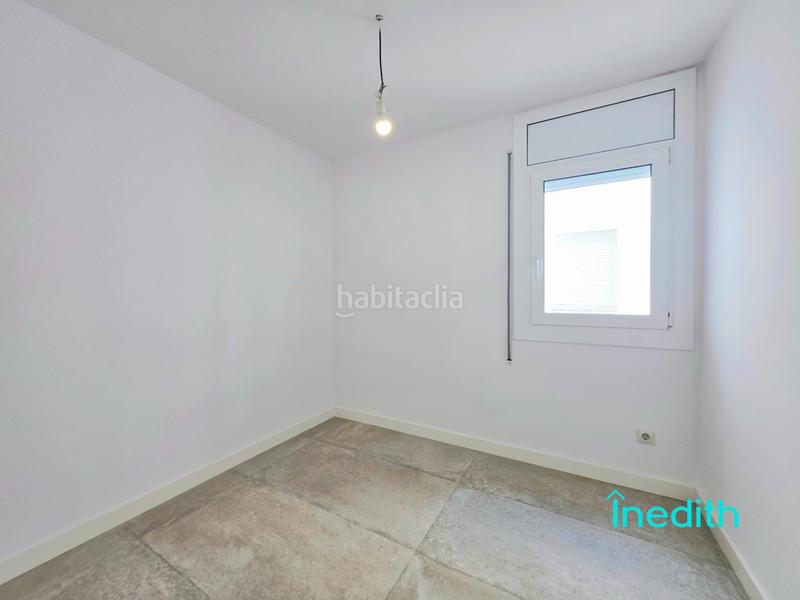 Foto 3de7813f-06d3-4ea2-843a-7f0af41d8e6e. Piso impresionante piso playa mirando al mar, primera linea con acabados alta calidad, finca señorial. en Calafell
