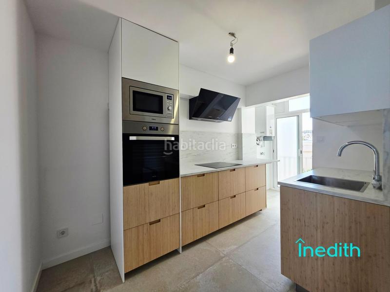 Foto 45aa4d55-a482-42ac-9f7c-31e29cfe1bb0. Piso impresionante piso playa mirando al mar, primera linea con acabados alta calidad, finca señorial. en Calafell