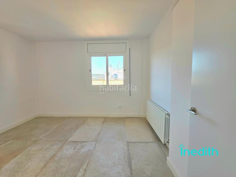 Foto 4eb226fa-5216-47bc-9350-8eec6f89b5a8. Piso impresionante piso playa mirando al mar, primera linea con acabados alta calidad, finca señorial. en Calafell