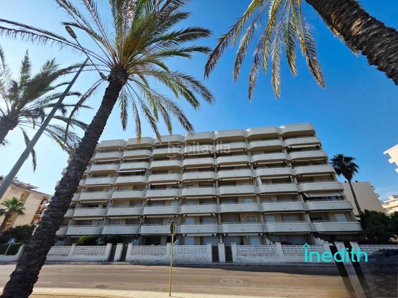 Foto 5408765b-925a-497b-aca1-9e4bb6d1eb37. Piso impresionante piso playa mirando al mar, primera linea con acabados alta calidad, finca señorial. en Calafell