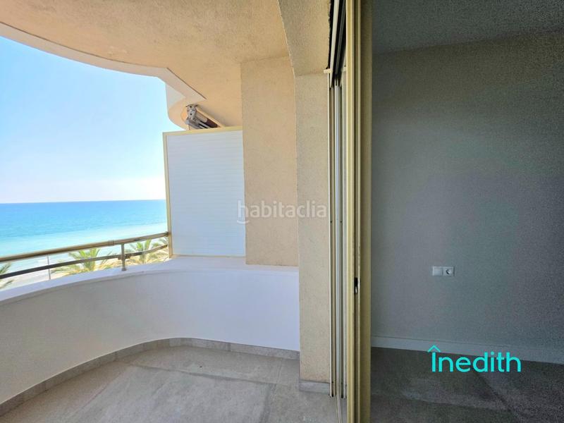 Foto 65adff46-964c-4e7d-956d-8607f6cf4802. Piso impresionante piso playa mirando al mar, primera linea con acabados alta calidad, finca señorial. en Calafell