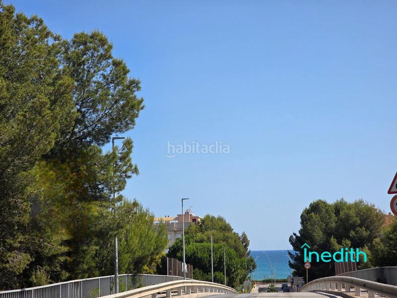 Foto d616eeb3-9271-42a4-b968-c56ba978b69d. Piso impresionante piso playa mirando al mar, primera linea con acabados alta calidad, finca señorial. en Calafell