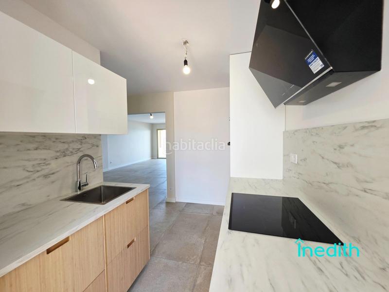 Foto f6984616-5699-424b-9aa5-6a2e4b5344a5. Piso impresionante piso playa mirando al mar, primera linea con acabados alta calidad, finca señorial. en Calafell