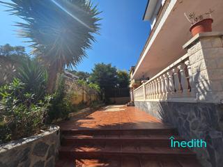 Chalet  Calle de goya. Gran oportunidad en corral den cona en cubelles! casa con piscin